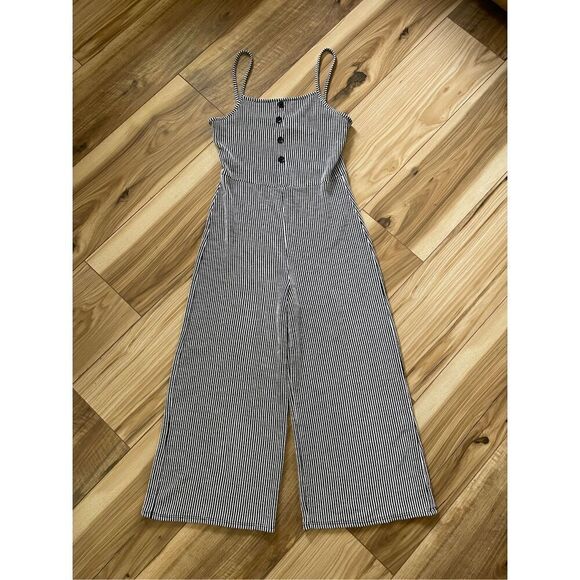 Caution To The Wind Jumpsuit Size Small Black White Pin Stripe Sleeveless - Picture 2 of 10